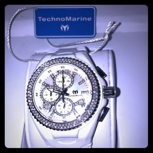 White technomarine jellyfish diamond watch